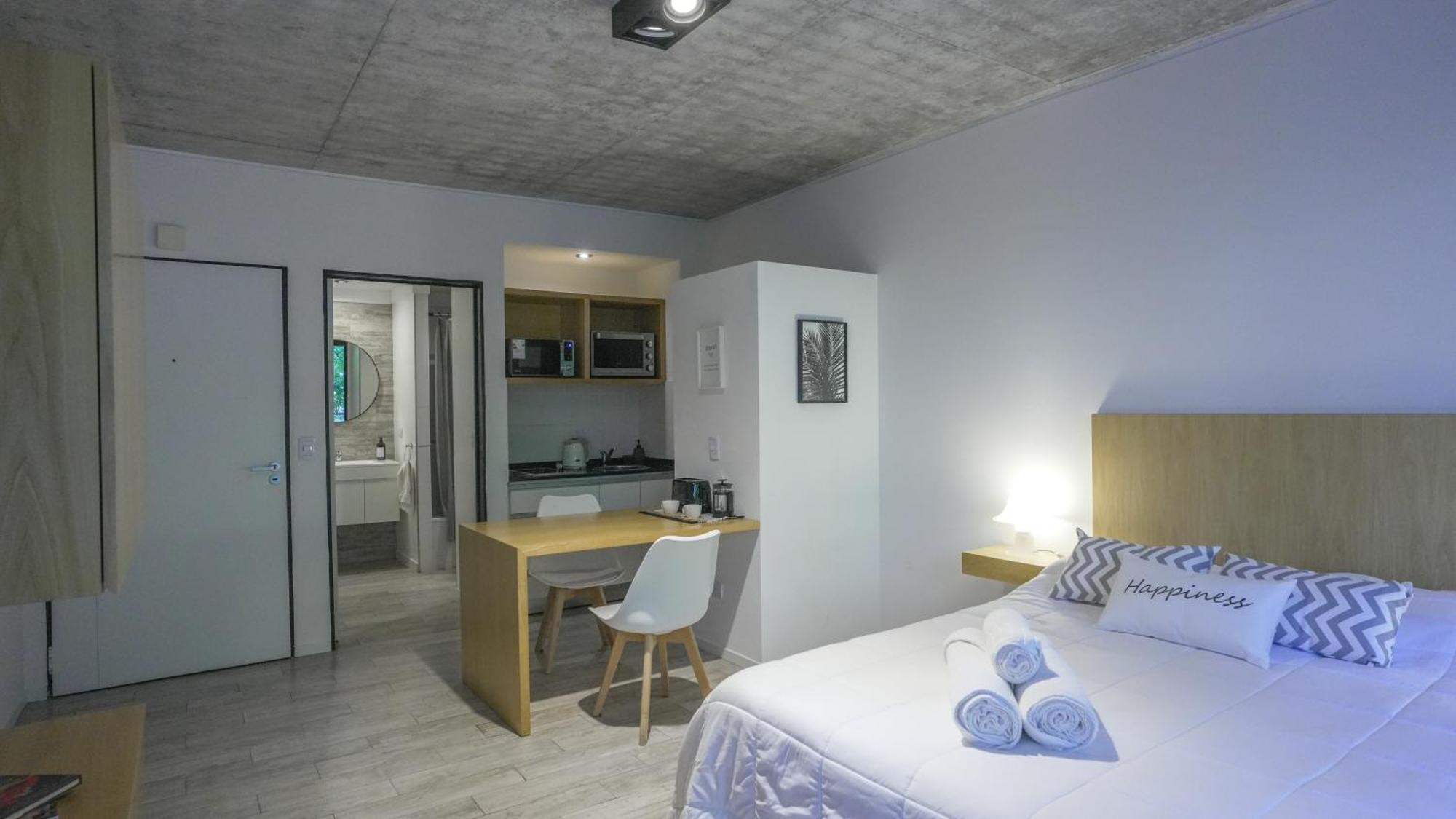 Amplio Monoambiente En Palermo Hollywood Con Piscina