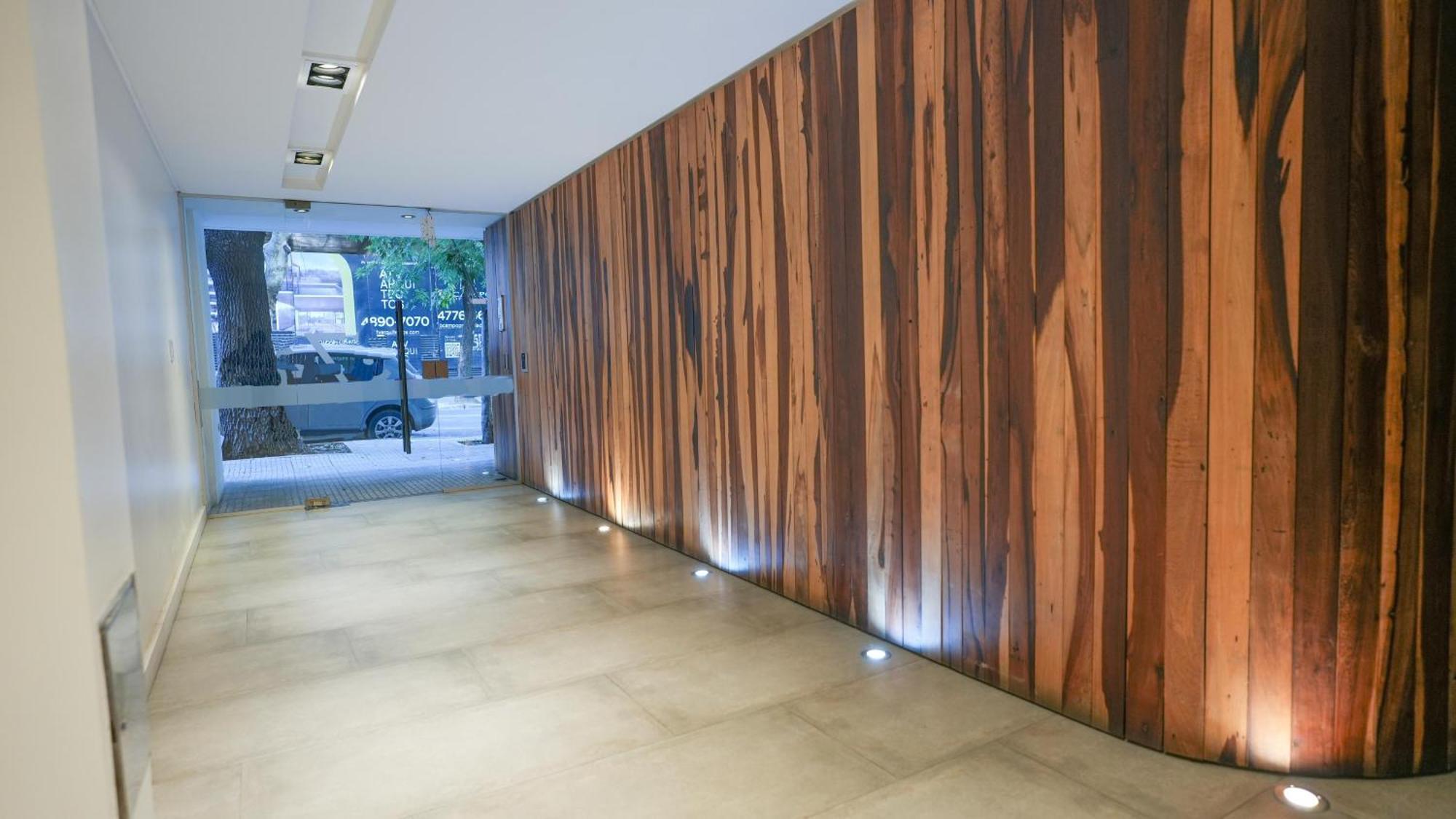 Amplio Monoambiente En Palermo Hollywood Con Piscina *